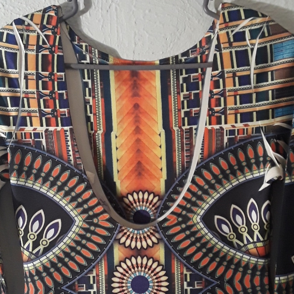 Dress - Picture 3 of 3